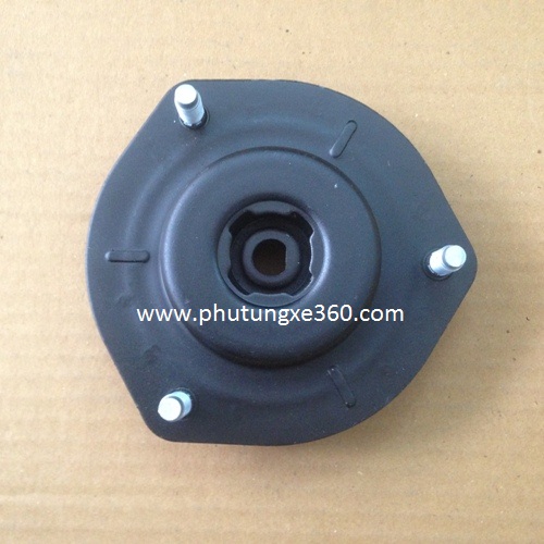 bat beo nhun truoc camry.JPG